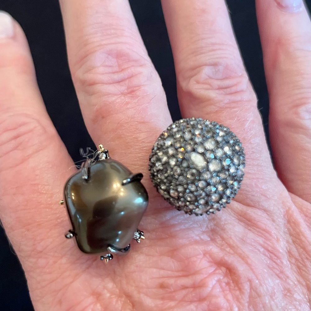 Alexis Bittar crystal and faux Pearl ring - Picture 3 of 3